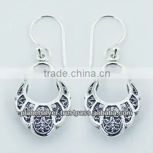 Magnificent Silver Dangle Earrings Puffed Filigree thumbnail-1