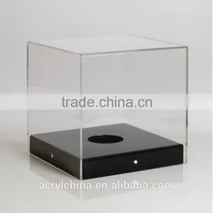 High Quality Clear Acrylic Football Dustproof Display Case thumbnail-2
