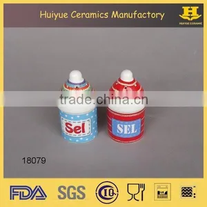 Ceramic Condiment Bottle Set, Christmas Salt and Pepper Shaker Set thumbnail-1