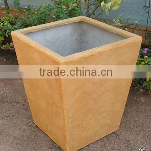 Hanging Fiberglass / Poly Resin Planter thumbnail-1