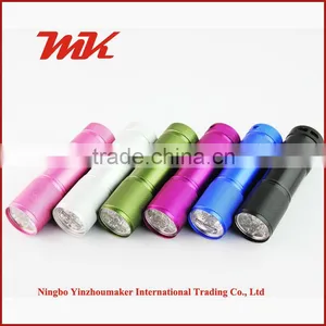 NMF 1087 6 LED Flashlight thumbnail-1