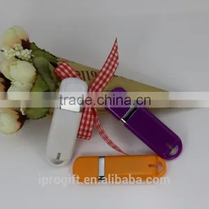 Wholesale Promotional Gift OEM Logo Personalized OEM Color USB Flash Drive 16GB thumbnail-2