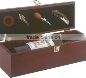Exclusive Wine Bottle CASE WITH ACCESSORIES thumbnail-1
