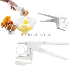 Plastic Egg Cracker Egg Beater Manual Egg Slicer Breaker New Creative Hot thumbnail-2