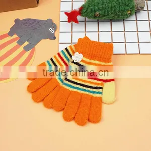 TC13025 Cheap Winter Warm Knitted Kids Gloves New Fashion Cute Long Finger With Fingers thumbnail-4