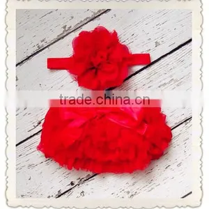 New Born Baby Bloomer 2 Pieces Set Cute Baby Clothing Set Pure Color Ruffle Bloomer Matching Floral Headband thumbnail-6