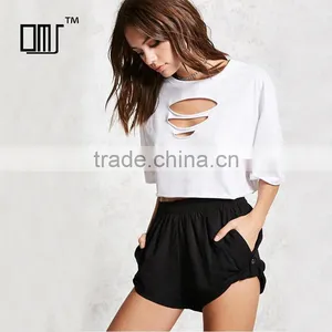 Wholesale Hot Sale Women Roll-tab Elasticized Waist Linen Sport Gym Shorts thumbnail-1