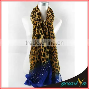 Voile Infinity Hot Stamping Leopard Scarves thumbnail-3
