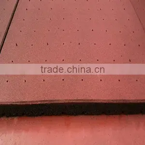 Horse Stable Mat With Upright Holes thumbnail-1