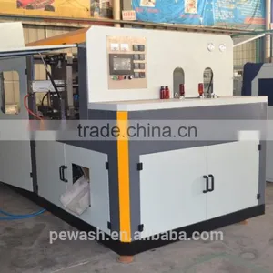 Good Quality Blow Moulding Machine With Preform Auto-loading thumbnail-2