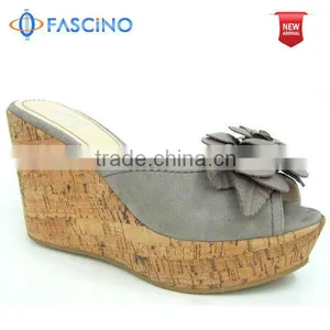 2013 Branded Ladies Sandals thumbnail-1