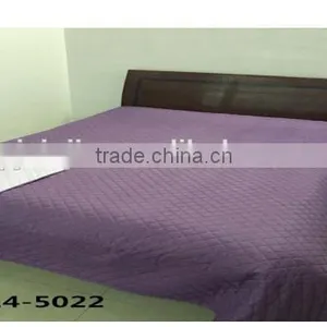 China Wholesale Bedding Set Plain Color Home Textiles Ultrasonic Quilt thumbnail-1