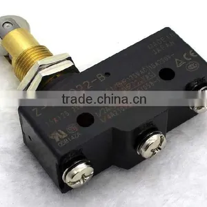 Omron Z-15GQ22-B Limit Switch thumbnail-1