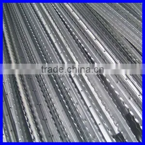 High Quality Hot-dipped Galvanized Y Fence Posts for Wire Mesh Fence Panels thumbnail-3
