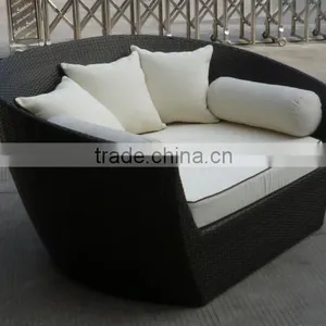 Newest Design Outdoor Big Sun Bed Rattan Day Bed thumbnail-5