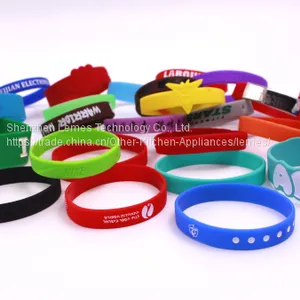2017 Thailand Fashion Jewelry Wristband Customized Charm Silicone Bracelet for Different Occasions thumbnail-3