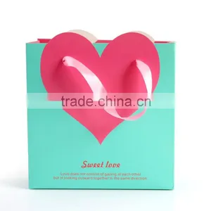 Gift Paper Bag thumbnail-2
