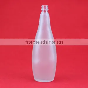 Hot Sale Opal Liquor Bottle 700ml Frosted Beverage Bottle Popularity Frosted Wine Bottles thumbnail-2