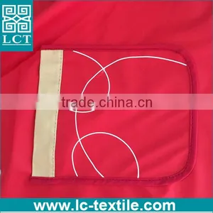Solid Red Color Korea Advertising Vintage Cooking Apron With 2 Pockets thumbnail-2