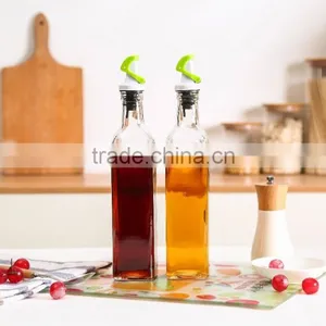 500ml Clear Glass Oil Vinegar Bottle With Plastic Green Dispenser thumbnail-1
