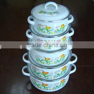 ENAMEL CASSEROLE thumbnail-1