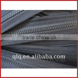 Plastic Long Chain Zipper in Sale thumbnail-1
