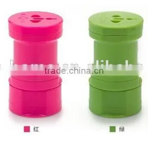 Creative Design World Travel Adapter / Global Conversion Plugs / Universal Conversion Plug thumbnail-6