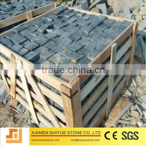 China Natural Black Basalt Cube Stone thumbnail-1