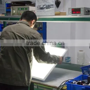 2016 Hot Sell 600*600 DLC Led Flat Ceiling Panel Light With 5 Years Warranty thumbnail-4