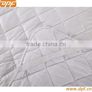 Hotel White Color Waterproof Mattress Protector thumbnail-1