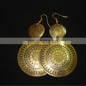 Modern Brass Dangle Earrings thumbnail-1