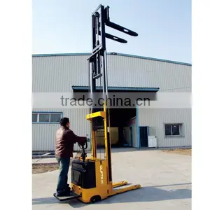 Olift EL 1.5 Ton 3.3m Full Electric Stacker (with CE)forklift Electric Straddle Stacker thumbnail-2