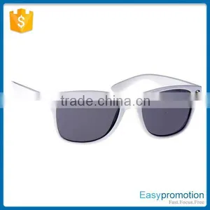 CUSTOM PMS Color Frame and Women Age Sunglasses Wholesale in China thumbnail-6