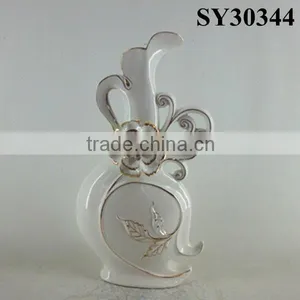 Decorative White Ceramic and Porcelain Vases thumbnail-3