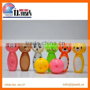 Plastic Cartoon Bowling Ball Game Set thumbnail-1