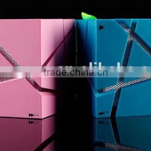 Cube Bluetooth Speaker Subwoofer Card Colorful LED Lamp Creative Wireless Bluetooth Portable Speaker thumbnail-4