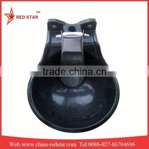 Red Star Cast Iron Water Bowl With Enamel thumbnail-1