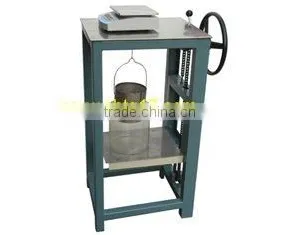 Lab Hydrostatic Balance to Determine the Specific Gravity thumbnail-1