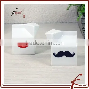 Ceramic Box Shape Salt and Pepper Shaker thumbnail-1