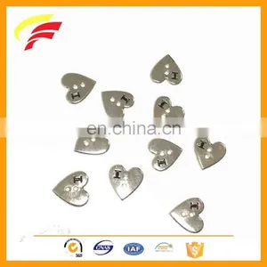 Customized Zinc Alloy Metal Two Holes Heart Shaped Button With Enamel Logo thumbnail-3