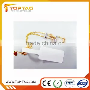 RFID HF Anti-theft Jewelry Tags in Chip Ntag213/Ntag215/Ntag216 thumbnail-4