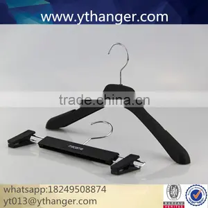 CY-602 Party Wear Shirts for Men Hanger Tshirt Rubber Plastic Hanger for Mens t Shirts thumbnail-3