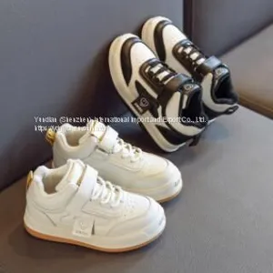 Sports Shoes thumbnail-1