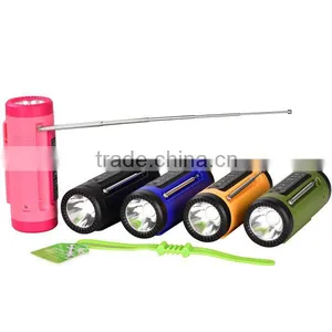 New Outdoor Speaker Bluetooth Speaker With Power Bank 4000mah With FM Radio, Flashlight, Support TF Card thumbnail-4