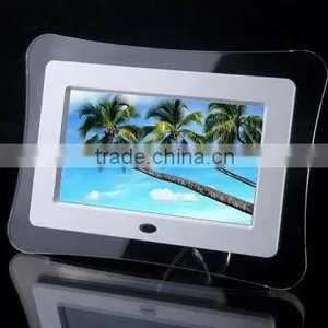 7 Digital Photo Frames thumbnail-1