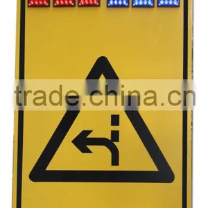 The Costeffective Portable LED Traffic Sign thumbnail-2