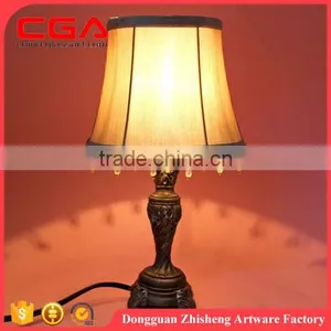 China Manufactory Supply Modern Home Furniture Handicrafts Poly Resin Indoor Lamps thumbnail-5