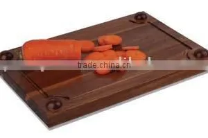 Wooden Cutting Board With Anti-slip Rubber Feet thumbnail-1