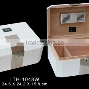 Wooden Boxes for Cigars thumbnail-1