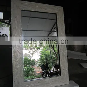 Sophisticated Design Mirror Frame With Mother of Pearl Inlaid Made in Vietnam thumbnail-2
